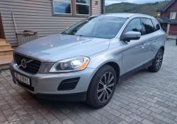 Volvo XC60 Silver